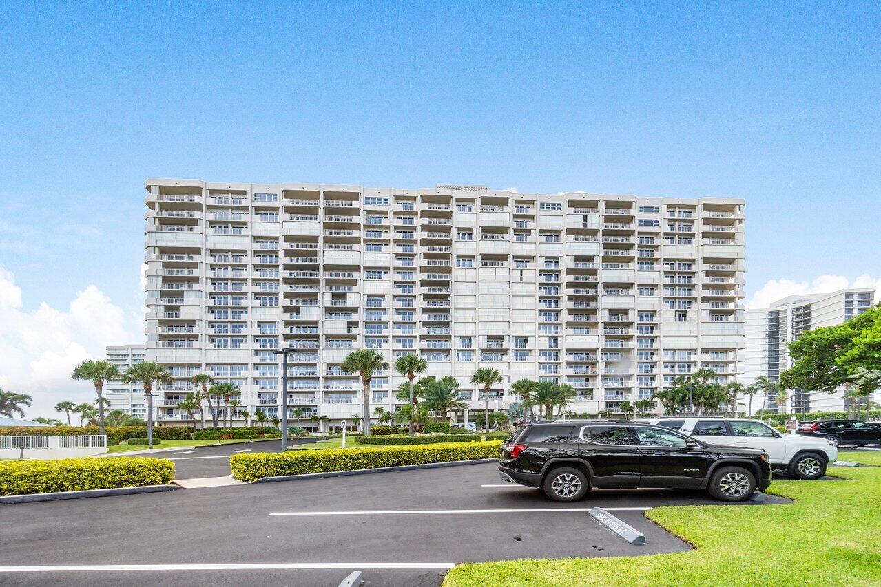 4301 North Ocean Boulevard, Unit A 1502 Boca Raton, FL 33431 - Photo 33 of 37 001-4301NorthOceanBoulevard-UnitA1502-Bo