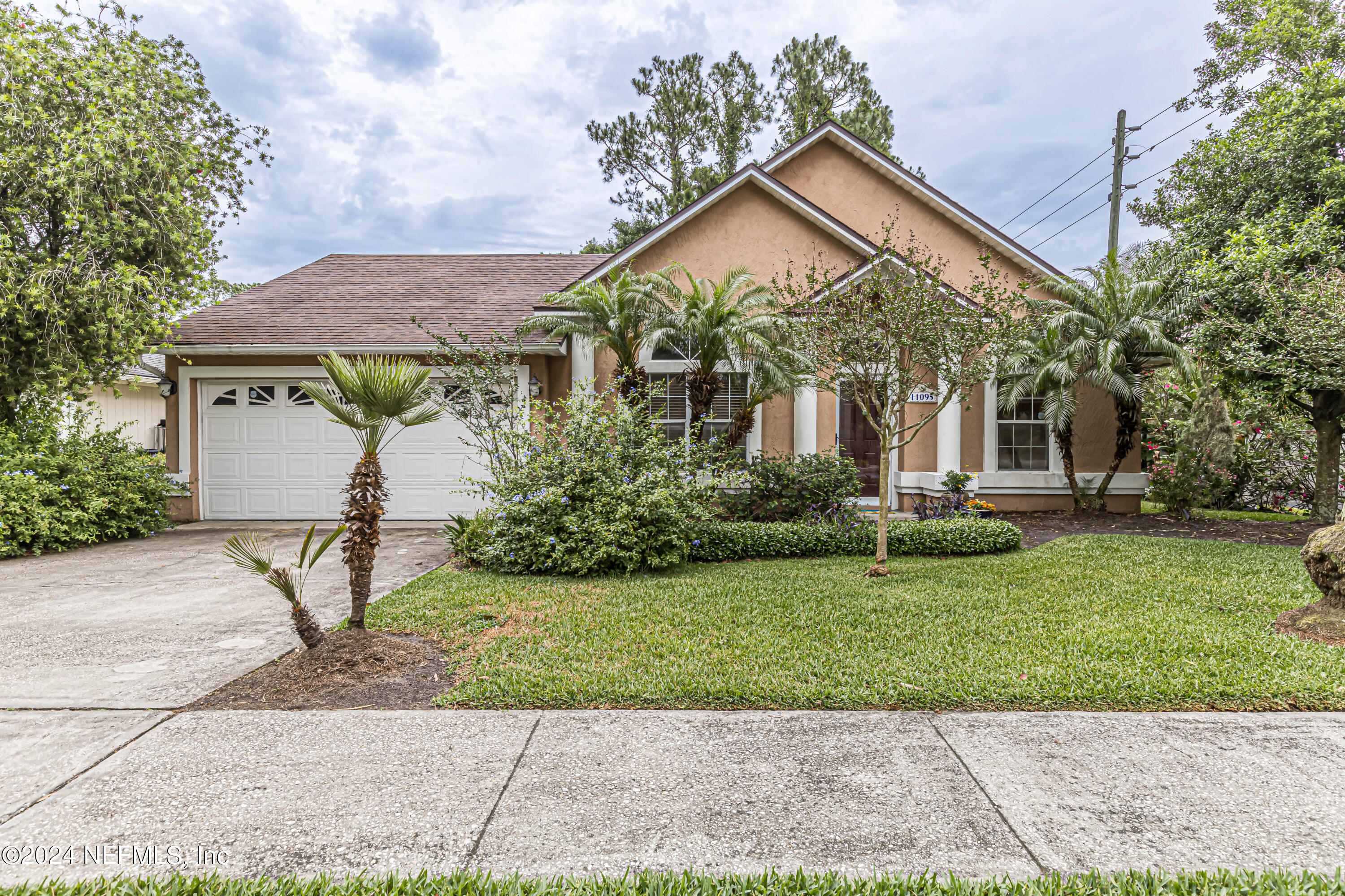 11095 Ridge Point Drive Jacksonville, FL 32257 - Photo 1 of 32 11095 Ridge Point Drive (1)
