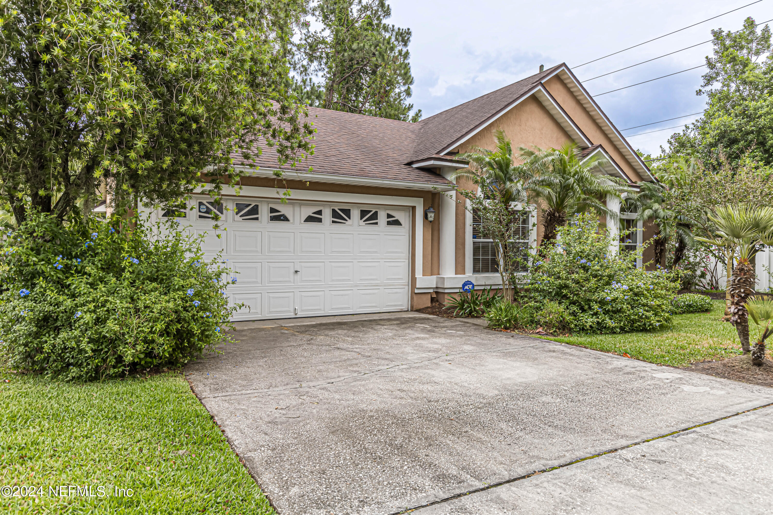 11095 Ridge Point Drive Jacksonville, FL 32257 - Photo 3 of 32 11095 Ridge Point Drive (3)