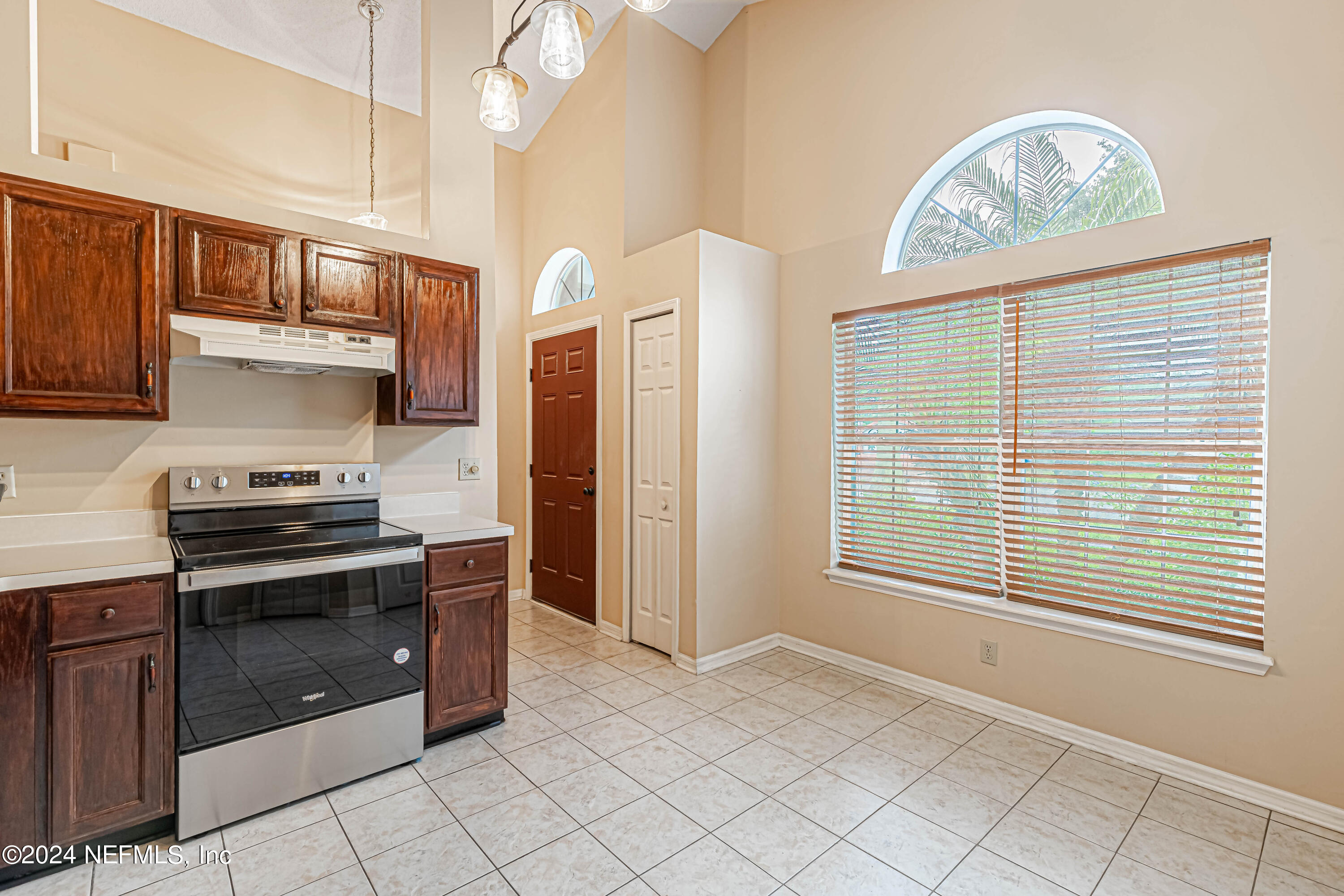 11095 Ridge Point Drive Jacksonville, FL 32257 - Photo 6 of 32 11095 Ridge Point Drive (7)