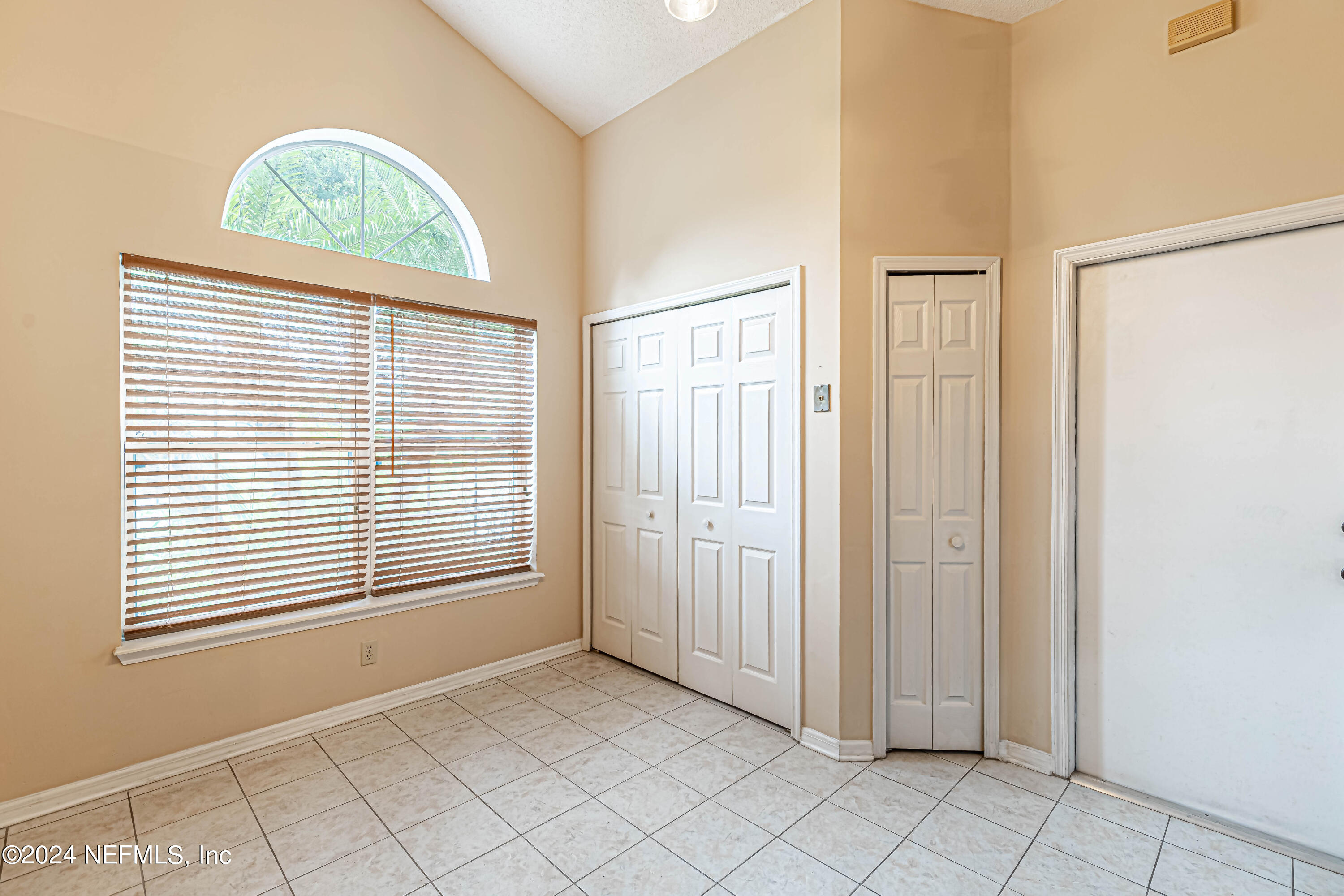11095 Ridge Point Drive Jacksonville, FL 32257 - Photo 7 of 32 11095 Ridge Point Drive (8)