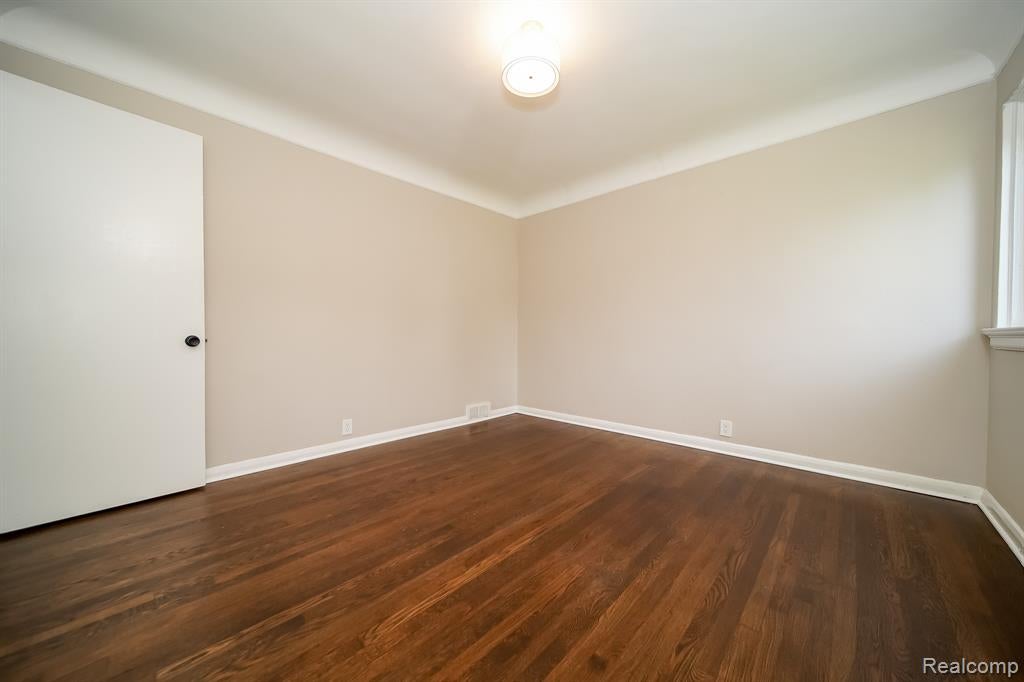 260 Cherokee Road Pontiac, MI 48341 - Photo 49 of 98 Gallery Image 49