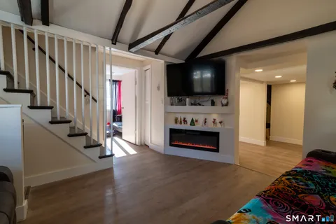 $339,900 | 231 Broad Street, Norwich, CT 06360