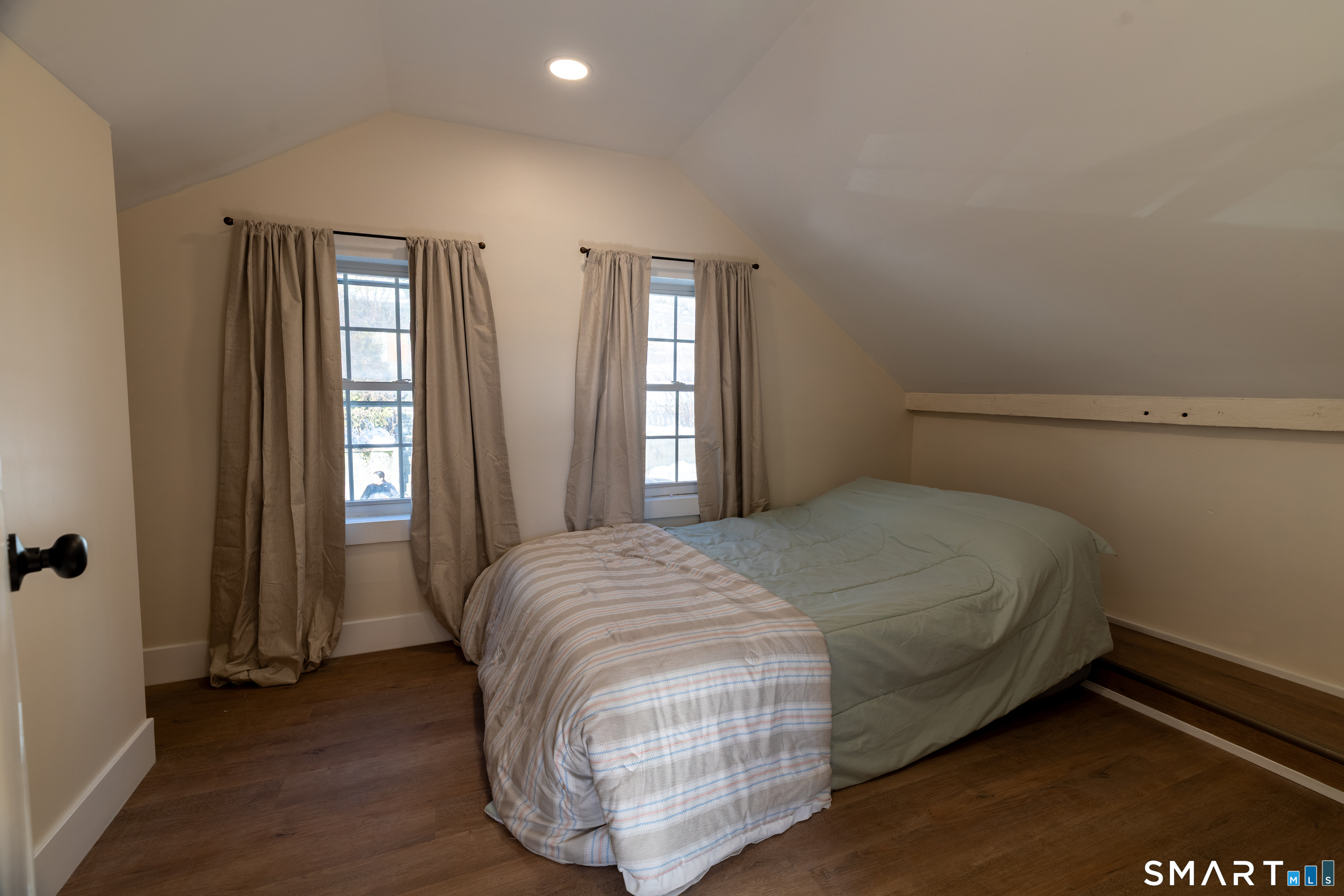 231 Broad Street Norwich, CT 06360 - Photo 15 of 21