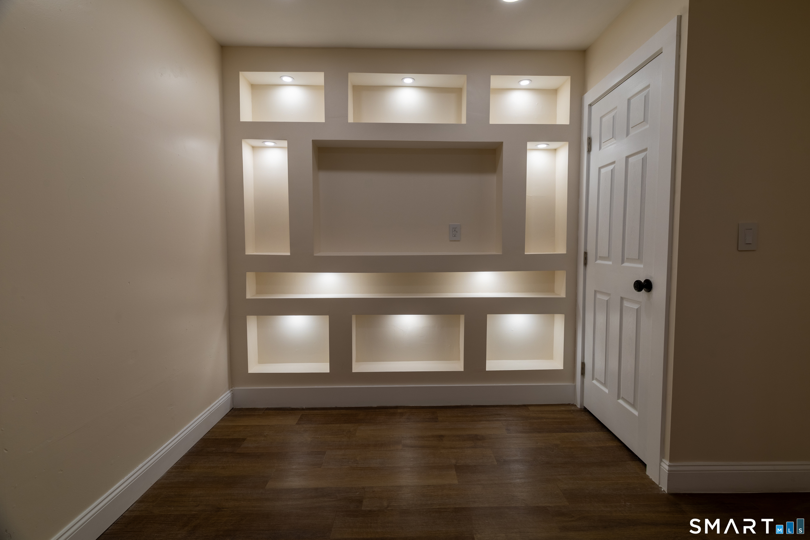 231 Broad Street Norwich, CT 06360 - Photo 19 of 21