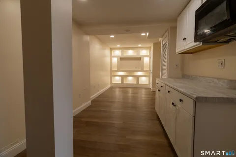 $339,900 | 231 Broad Street, Norwich, CT 06360