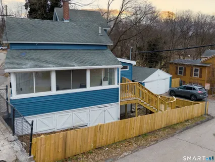 $339,900 | 231 Broad Street, Norwich, CT 06360