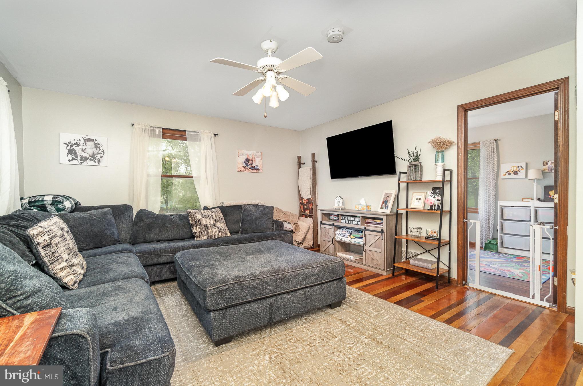 585 Poplar Road Dillsburg, PA 17019 - Photo 12 of 34 Gallery Image 12