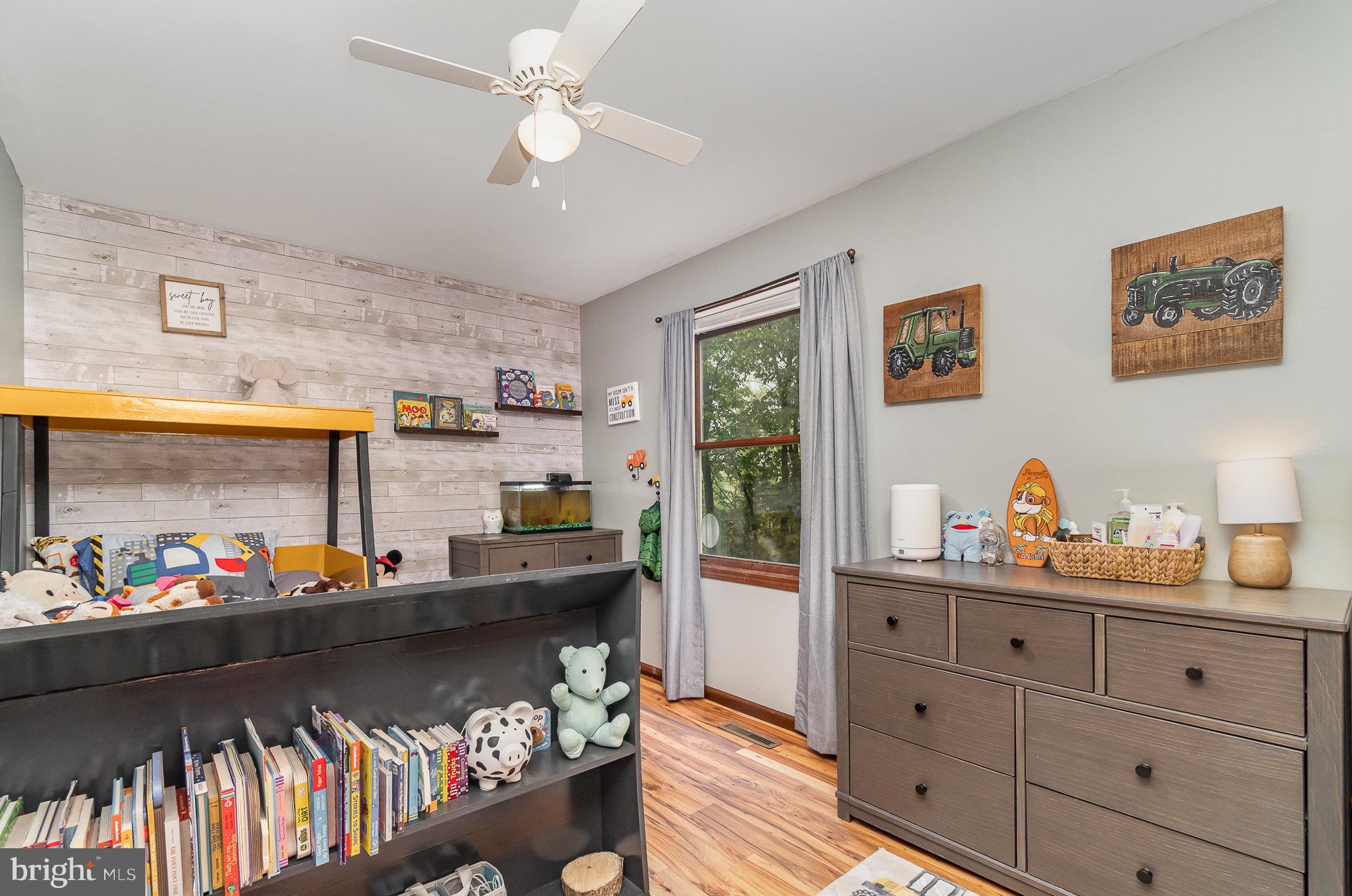 585 Poplar Road Dillsburg, PA 17019 - Photo 16 of 34 Gallery Image 16