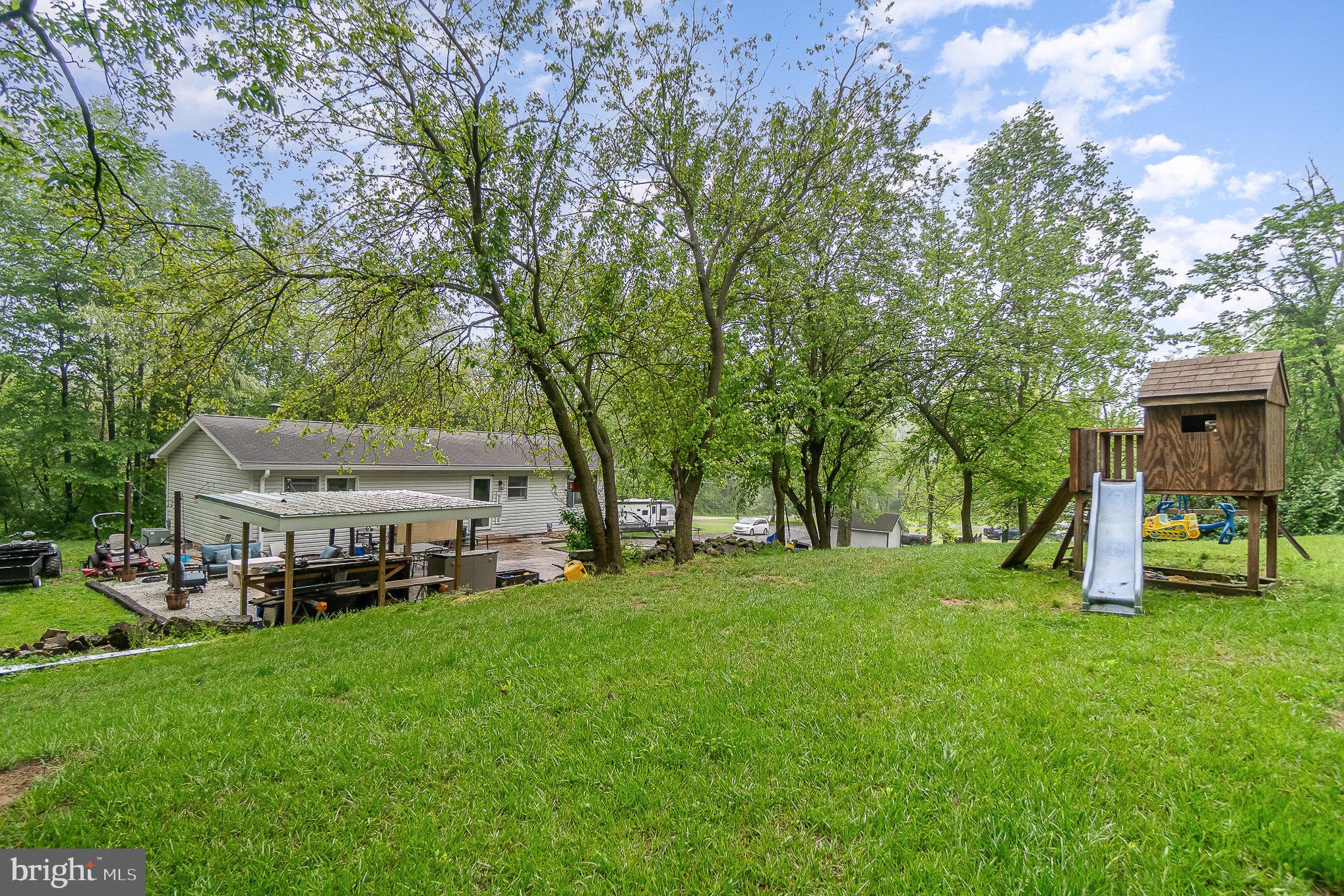 585 Poplar Road Dillsburg, PA 17019 - Photo 25 of 34 Gallery Image 25