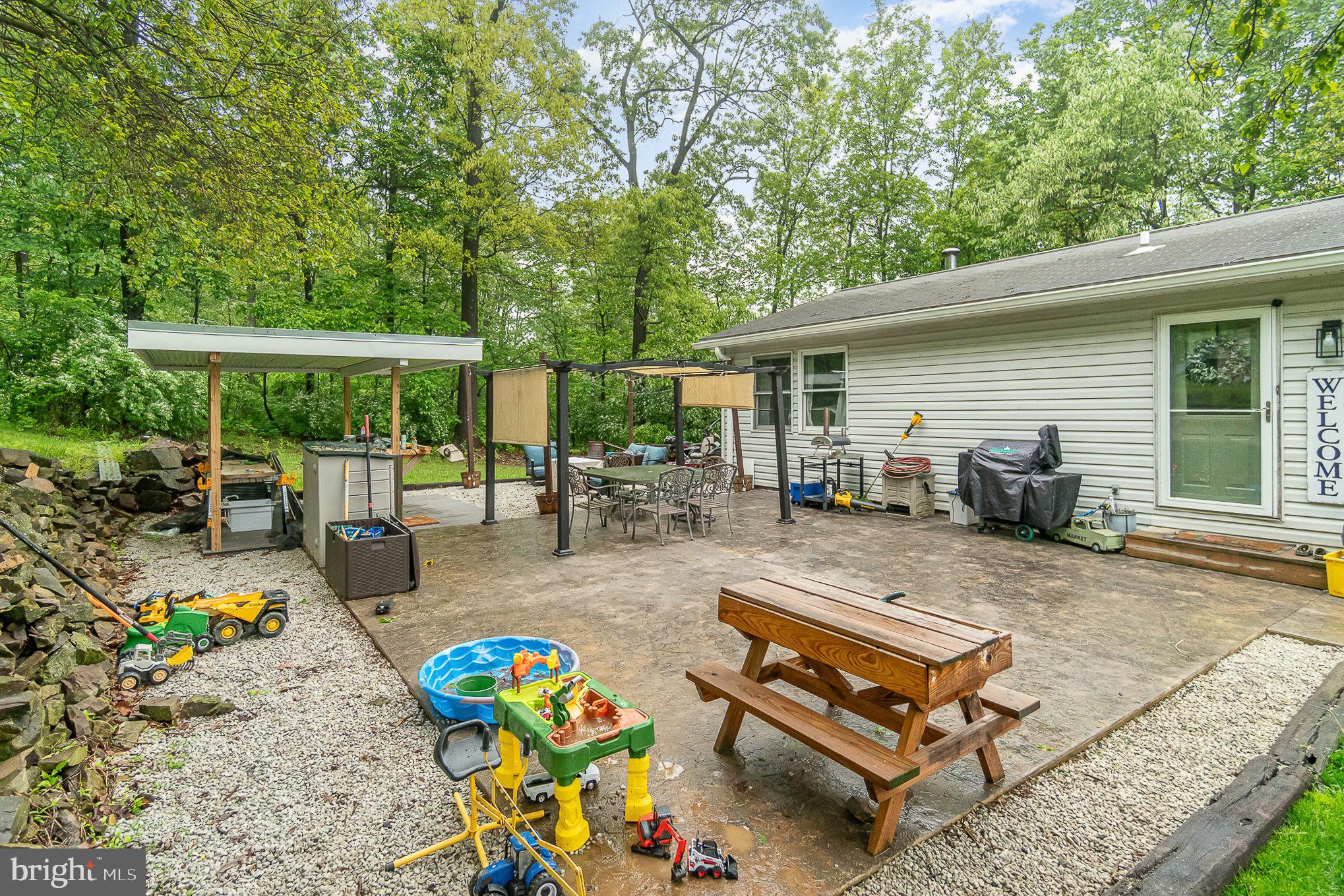 585 Poplar Road Dillsburg, PA 17019 - Photo 27 of 34 Gallery Image 27