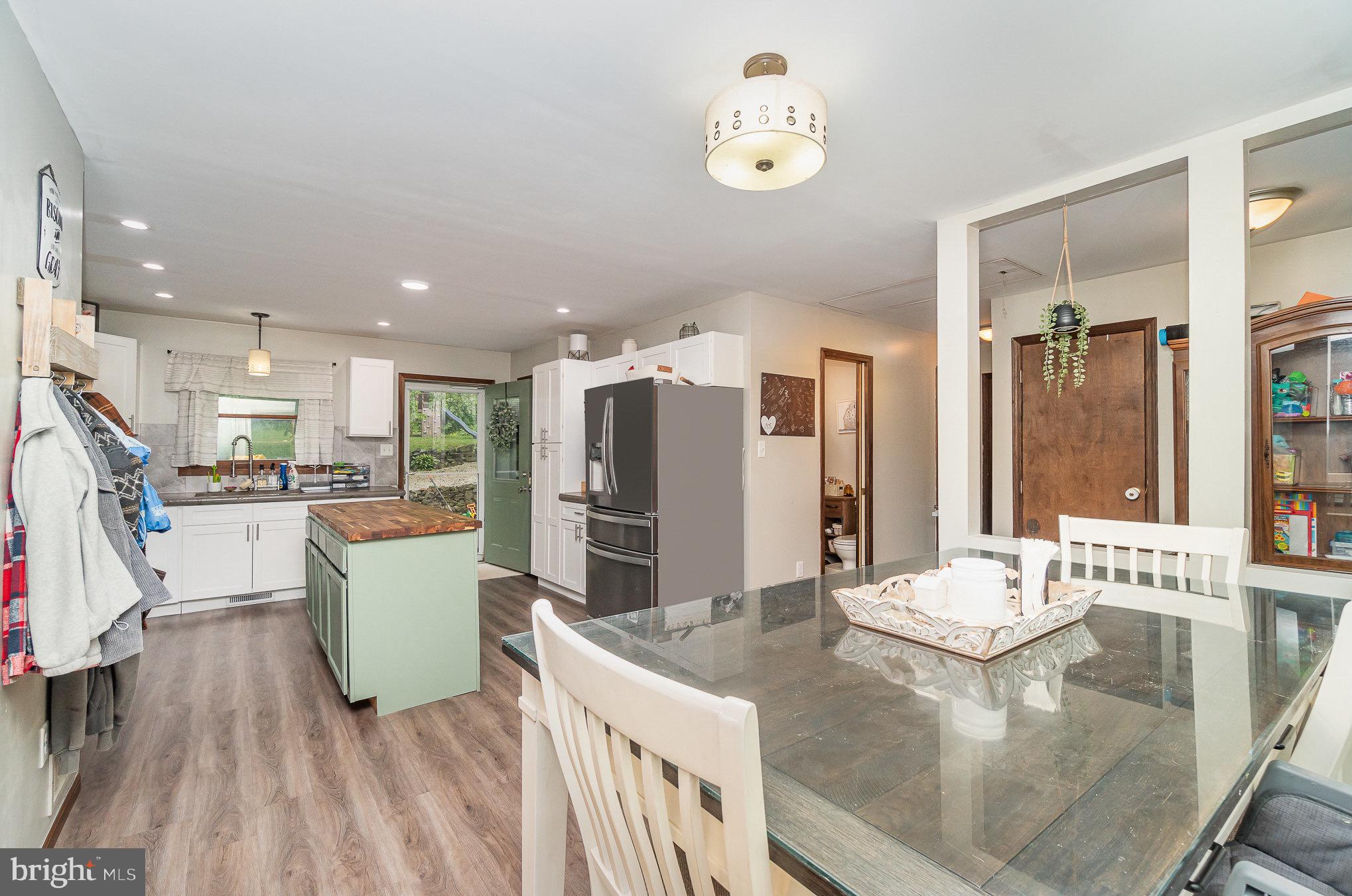 585 Poplar Road Dillsburg, PA 17019 - Photo 5 of 34 Gallery Image 5