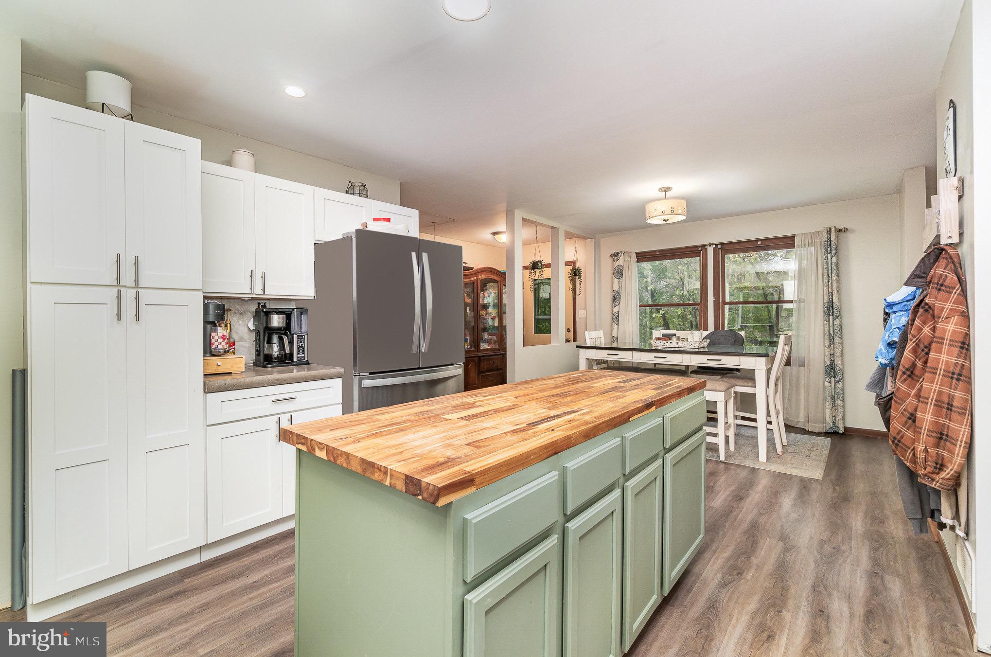 585 Poplar Road Dillsburg, PA 17019 - Photo 10 of 34 Gallery Image 10