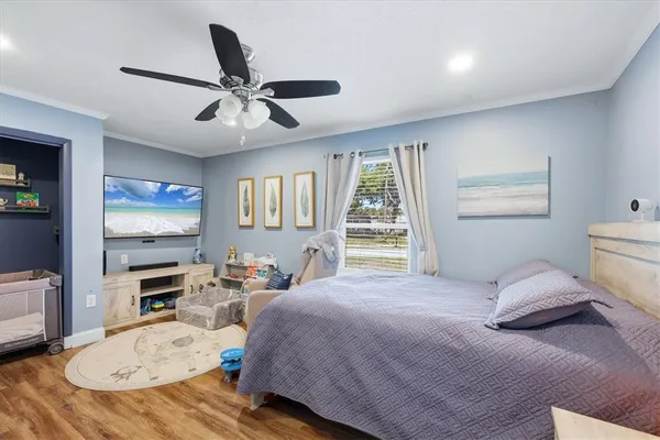 $2,550 | 4478 Longford Drive, Sarasota, FL 34232