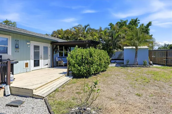 $2,550 | 4478 Longford Drive, Sarasota, FL 34232