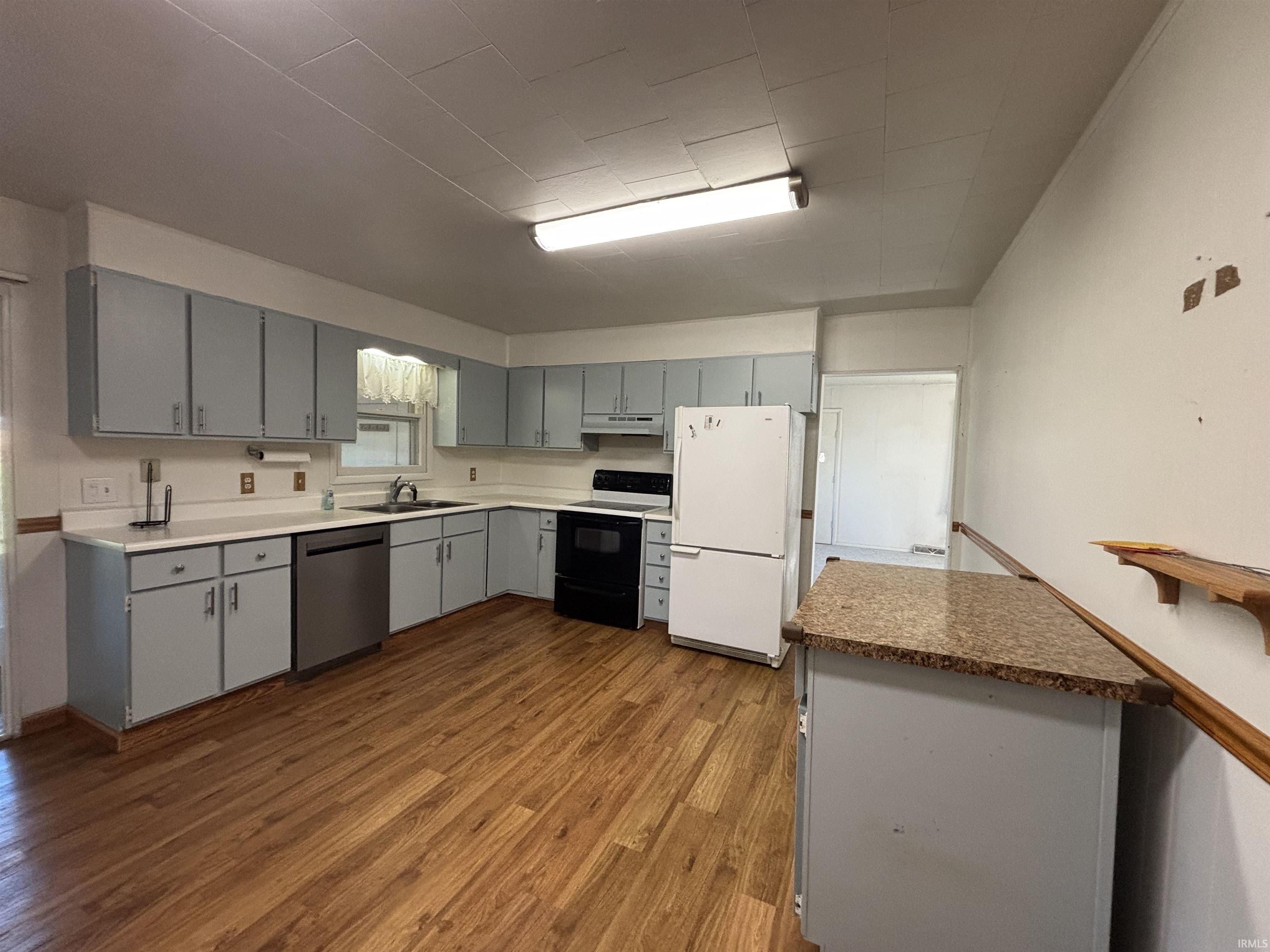 16855 Hickory Road Argos, IN 46501 - Photo 3 of 17