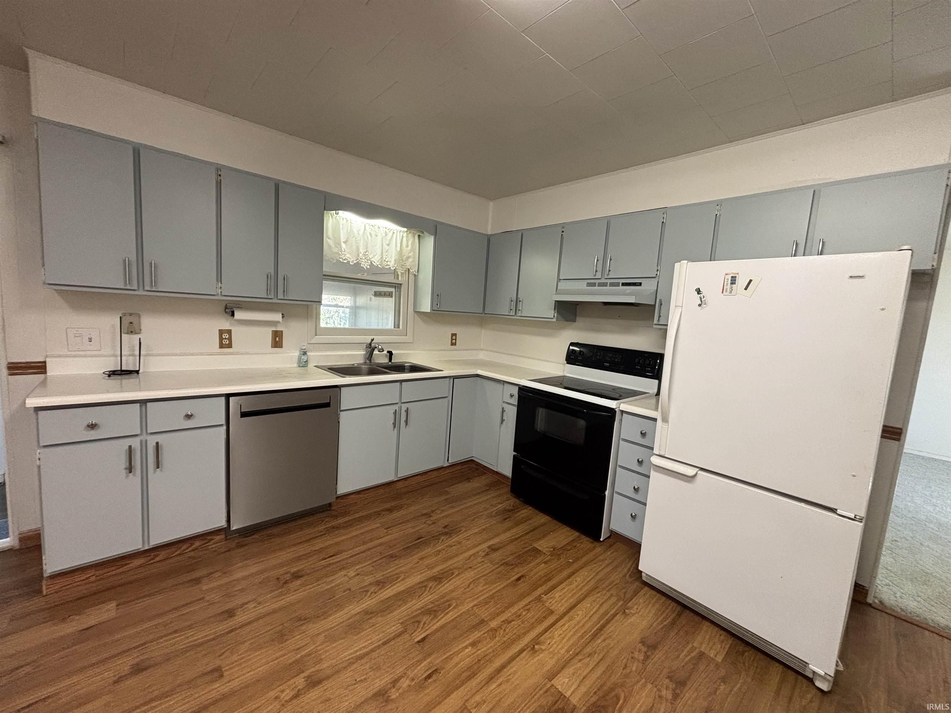 16855 Hickory Road Argos, IN 46501 - Photo 4 of 17