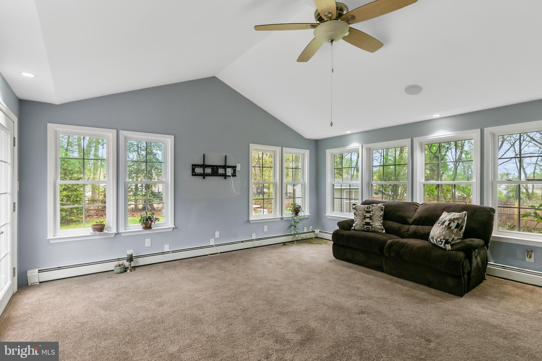 2937 Garwood Road Sicklerville, NJ 08081 - Photo 12 of 29 Family Room