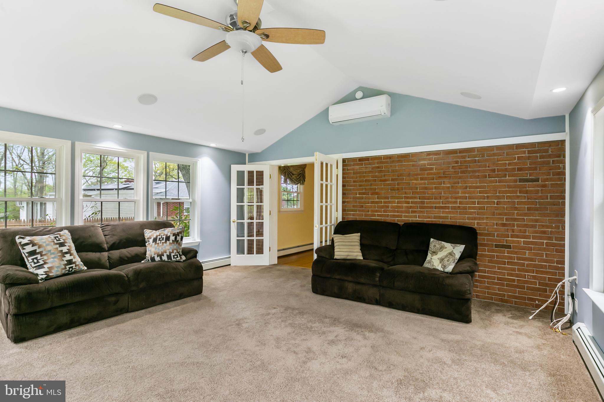 2937 Garwood Road Sicklerville, NJ 08081 - Photo 13 of 29 Family Room