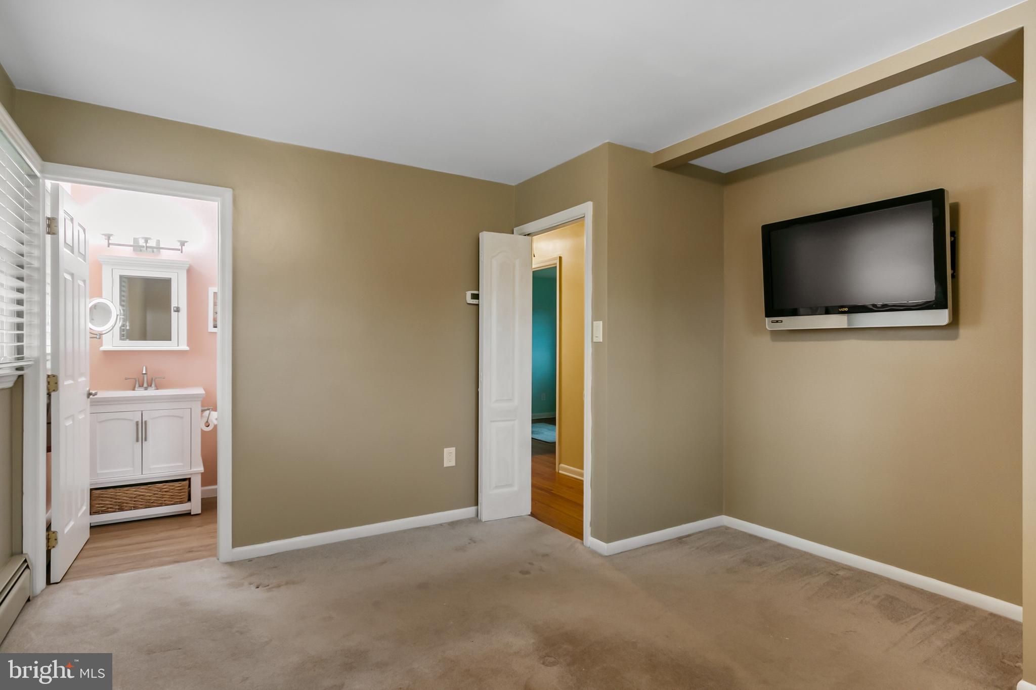 2937 Garwood Road Sicklerville, NJ 08081 - Photo 17 of 29 Primary Bedroom