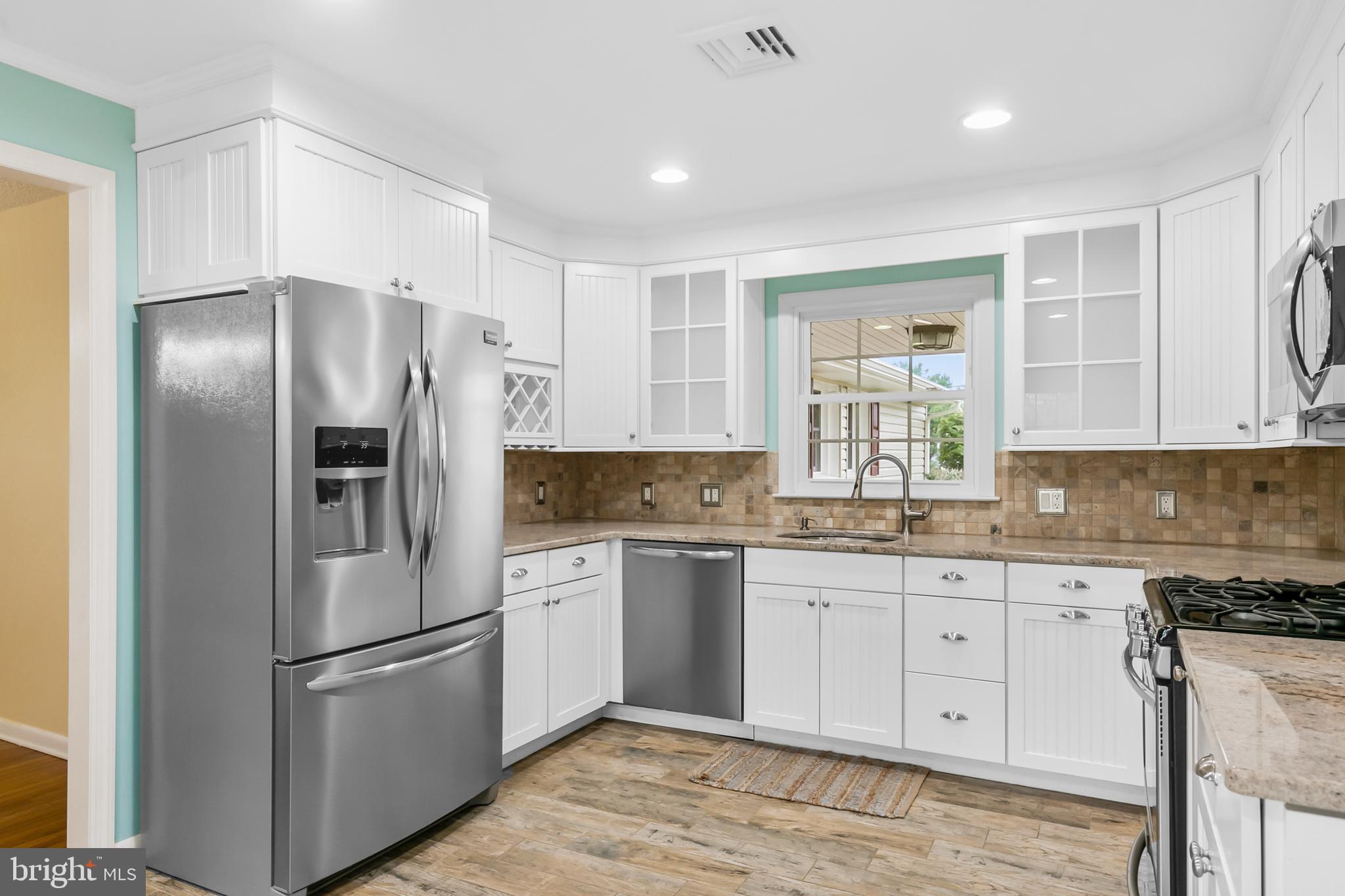 2937 Garwood Road Sicklerville, NJ 08081 - Photo 3 of 29 Kitchen