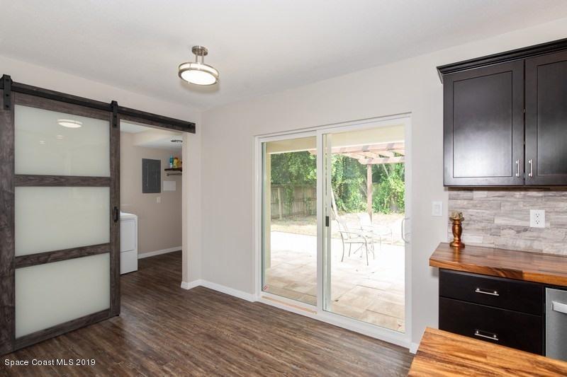 2614 Locksley Road Melbourne, FL 32935 - Photo 4 of 10 Custom features throughout home