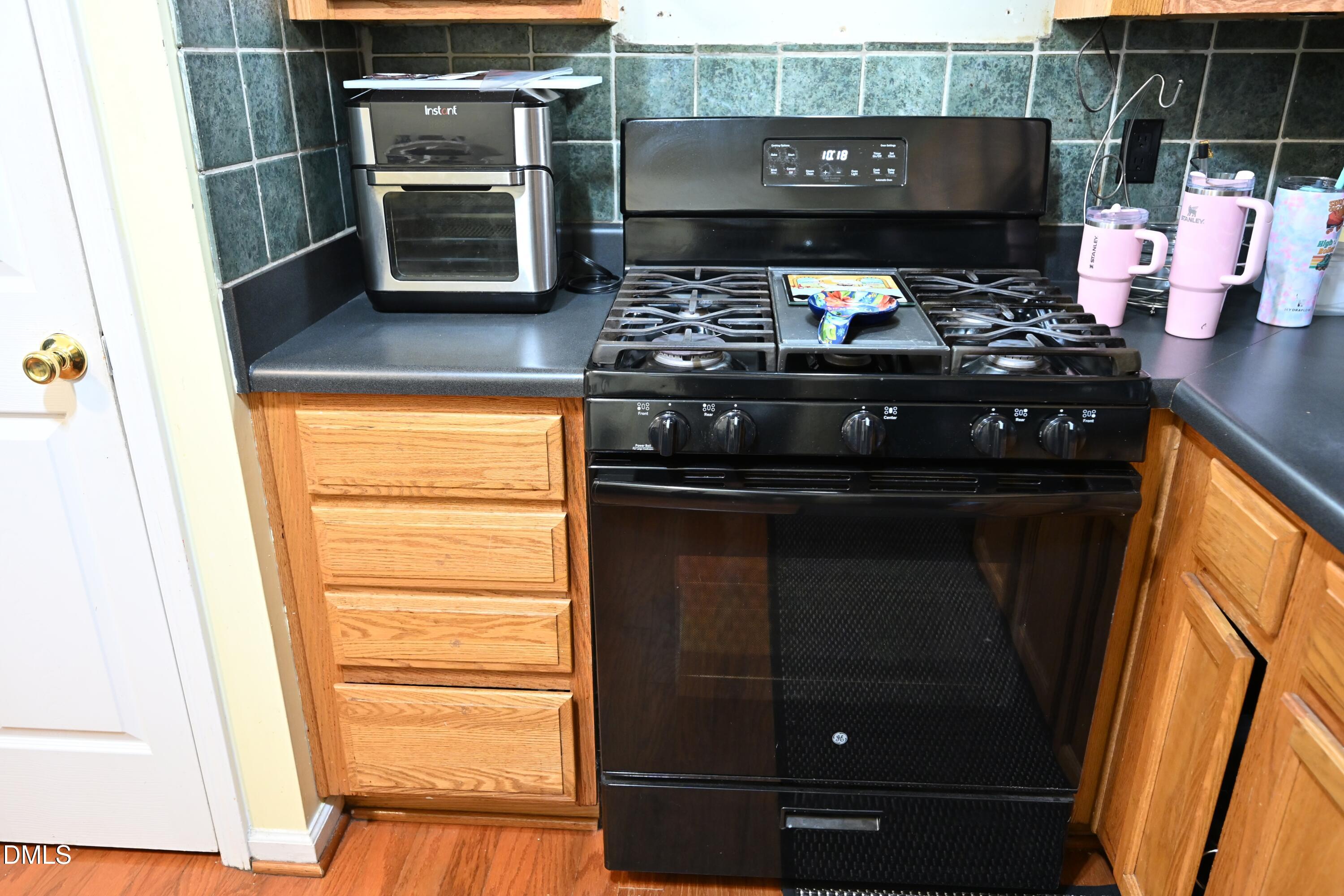 8640 Neuse Landing Lane, Unit 105 Raleigh, NC 27616 - Photo 25 of 32 DSC_1104