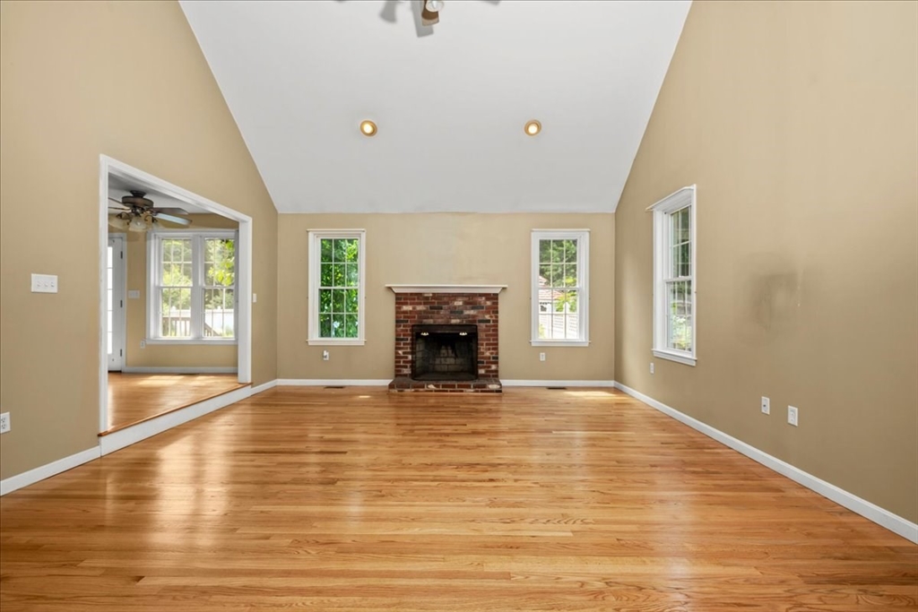 20 Hilltop Farm Road Auburn, MA 01501 - Photo 13 of 40