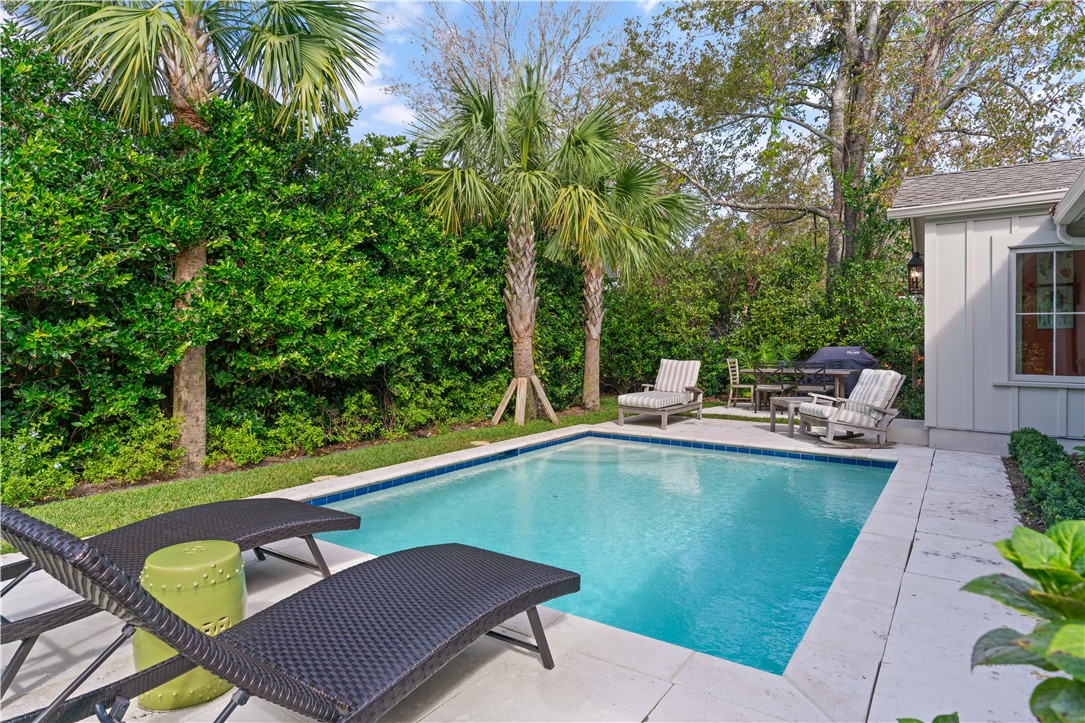 609 Oak Street St. Simons Island, GA 31522 - Photo 24 of 28