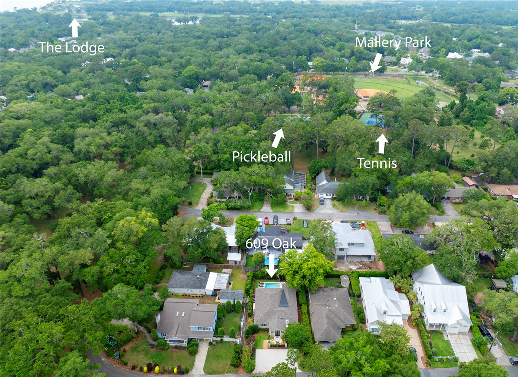 609 Oak Street St. Simons Island, GA 31522 - Photo 25 of 28