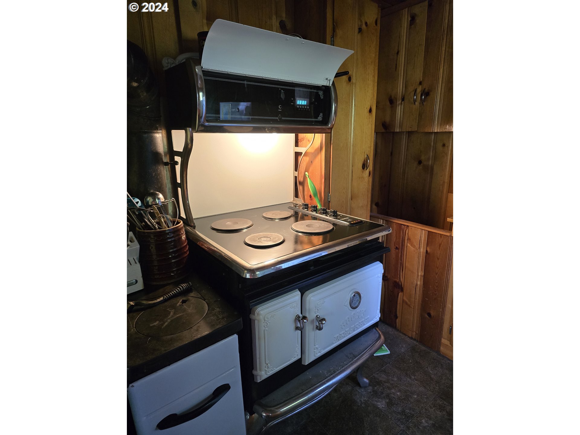 59975 Pollock Road Joseph, OR 97846 - Photo 17 of 34