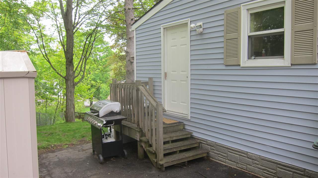 6 Spring Street Salem, NH 03079 - Photo 5 of 20 Gallery Image 5