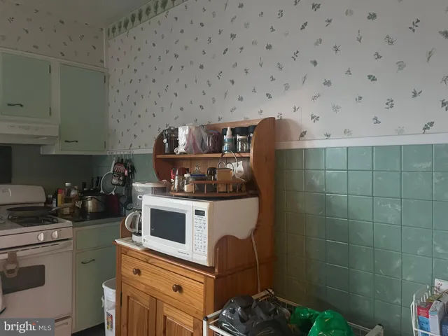 $299,900 | 7944 Ridgeway Street, Philadelphia, PA 19111