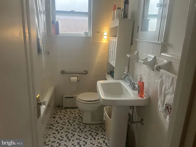 $299,900 | 7944 Ridgeway Street, Philadelphia, PA 19111