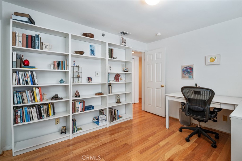 669 West 40th Street, Unit 2 San Pedro, CA 90731 - Photo 38 of 64