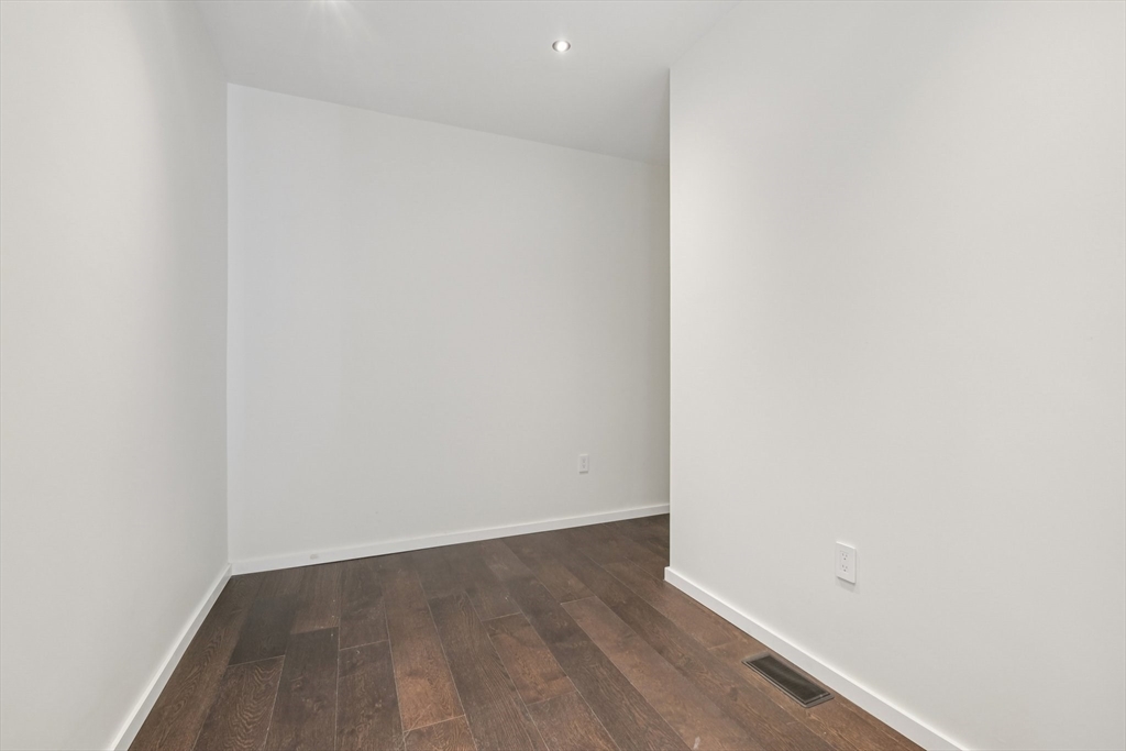 883 Greendale Avenue Needham, MA 02492 - Photo 15 of 42 a view of small space