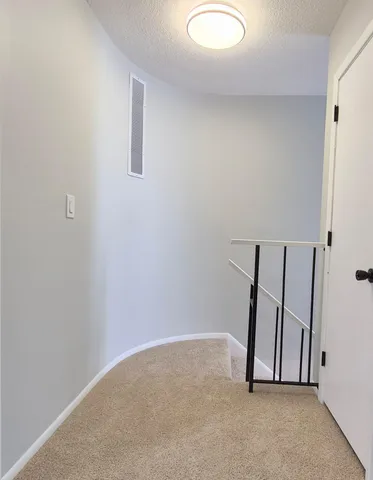 $269,900 | 6609 Gretchen Lane North, Oakdale, MN 55128