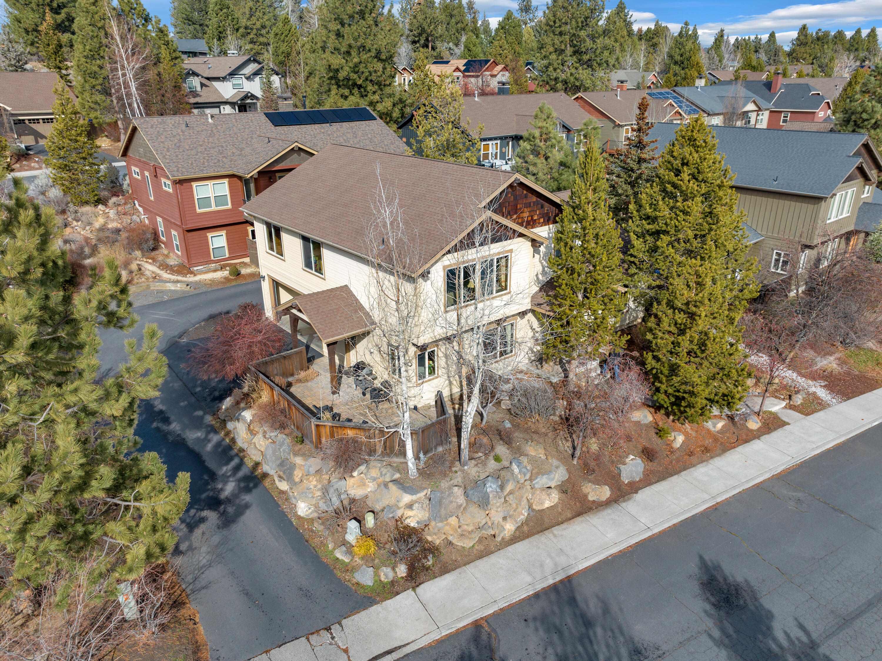 61429 Linton Loop Bend, OR 97702 - Photo 3 of 43 61429 Linton Loop