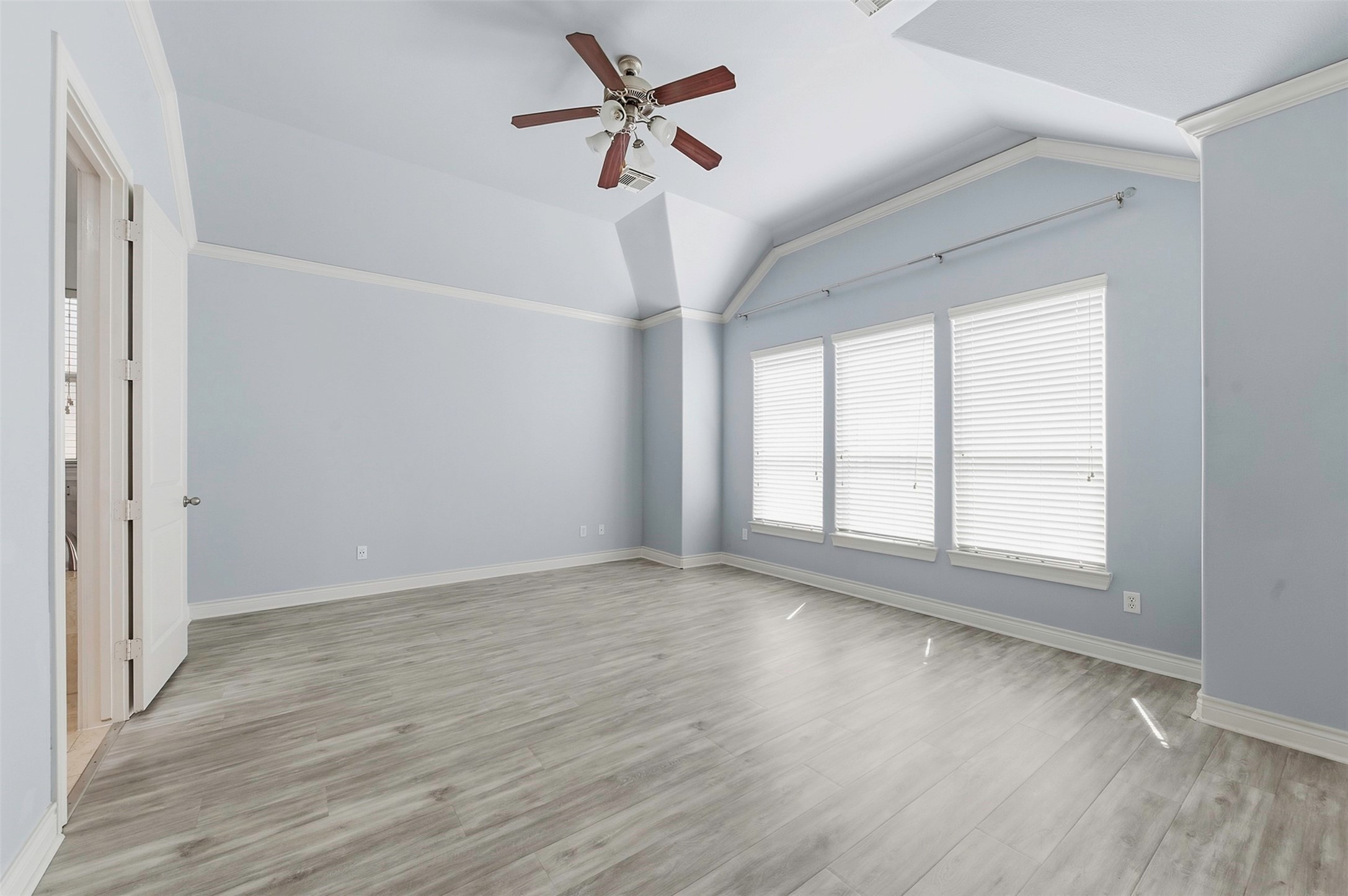2841 Sherwin Street Houston, TX 77007 - Photo 32 of 41 Gallery Image 32