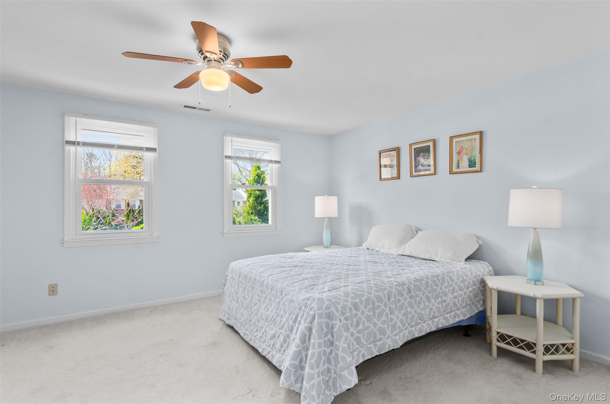 570 Hampton Road, Unit 31 Southampton, NY 11968 - Photo 13 of 20 Second spacious bedroom