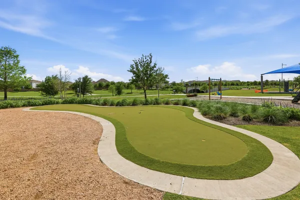 $335,000 | 9905 Smokehouse Silo Lane, Houston, TX 77080