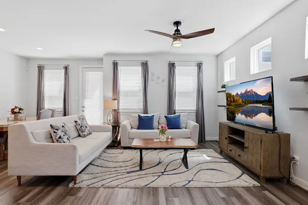 $335,000 | 9905 Smokehouse Silo Lane, Houston, TX 77080
