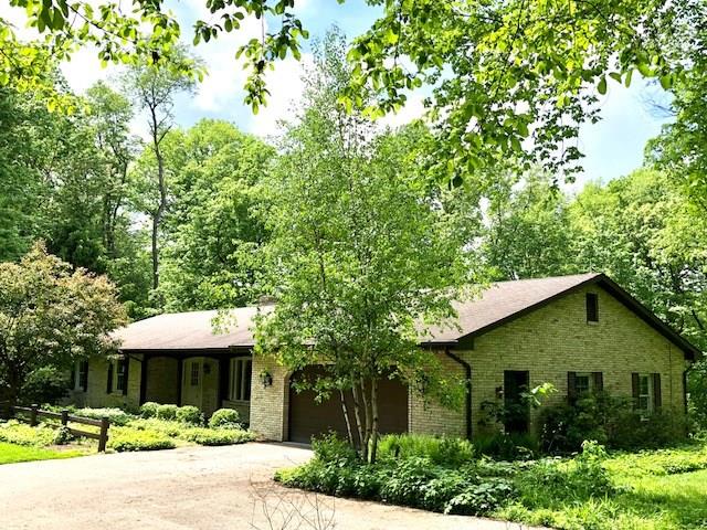 1102 Whitestown Road Butler, PA 16001 - Photo 3 of 25