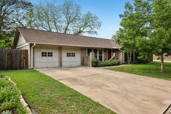 $3,200 | 5900 Gateshead Drive, Austin, TX 78745