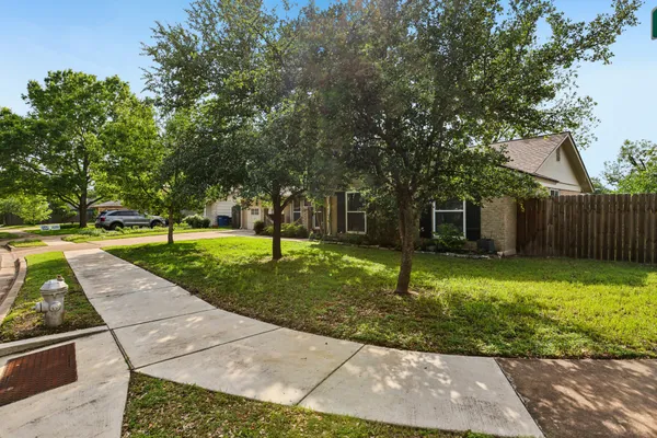 $3,200 | 5900 Gateshead Drive, Austin, TX 78745