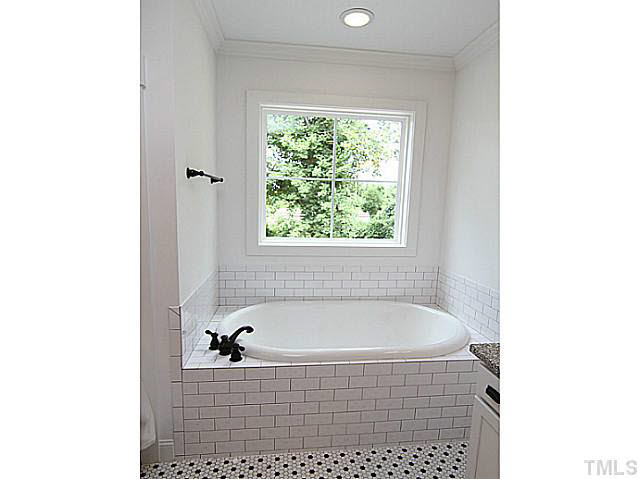 307 Mulberry Street Raleigh, NC 27604 - Photo 14 of 23 Master Bath/Spa
