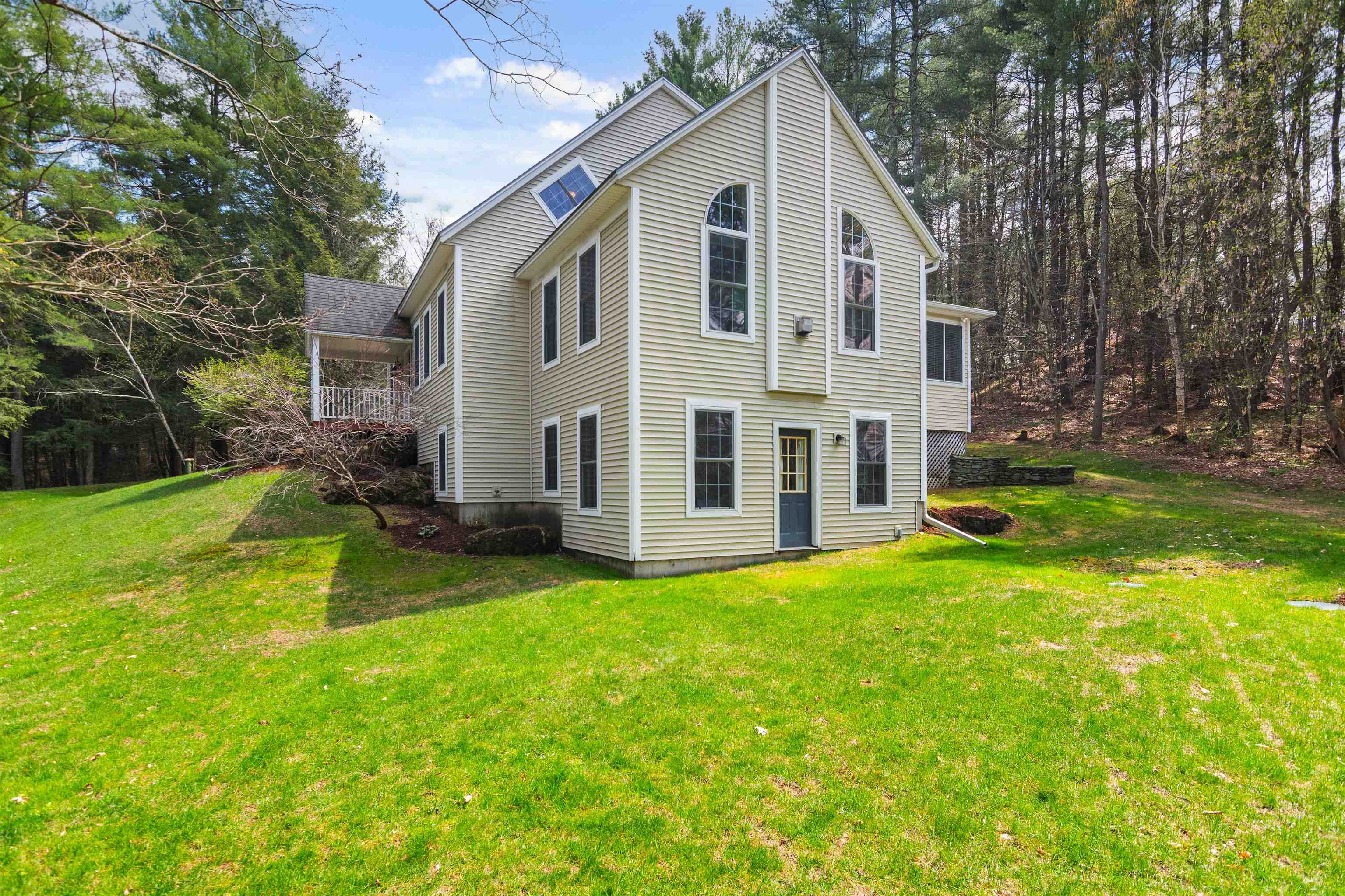 16 Bradley Bow Road Jericho, VT 05465 - Photo 2 of 60