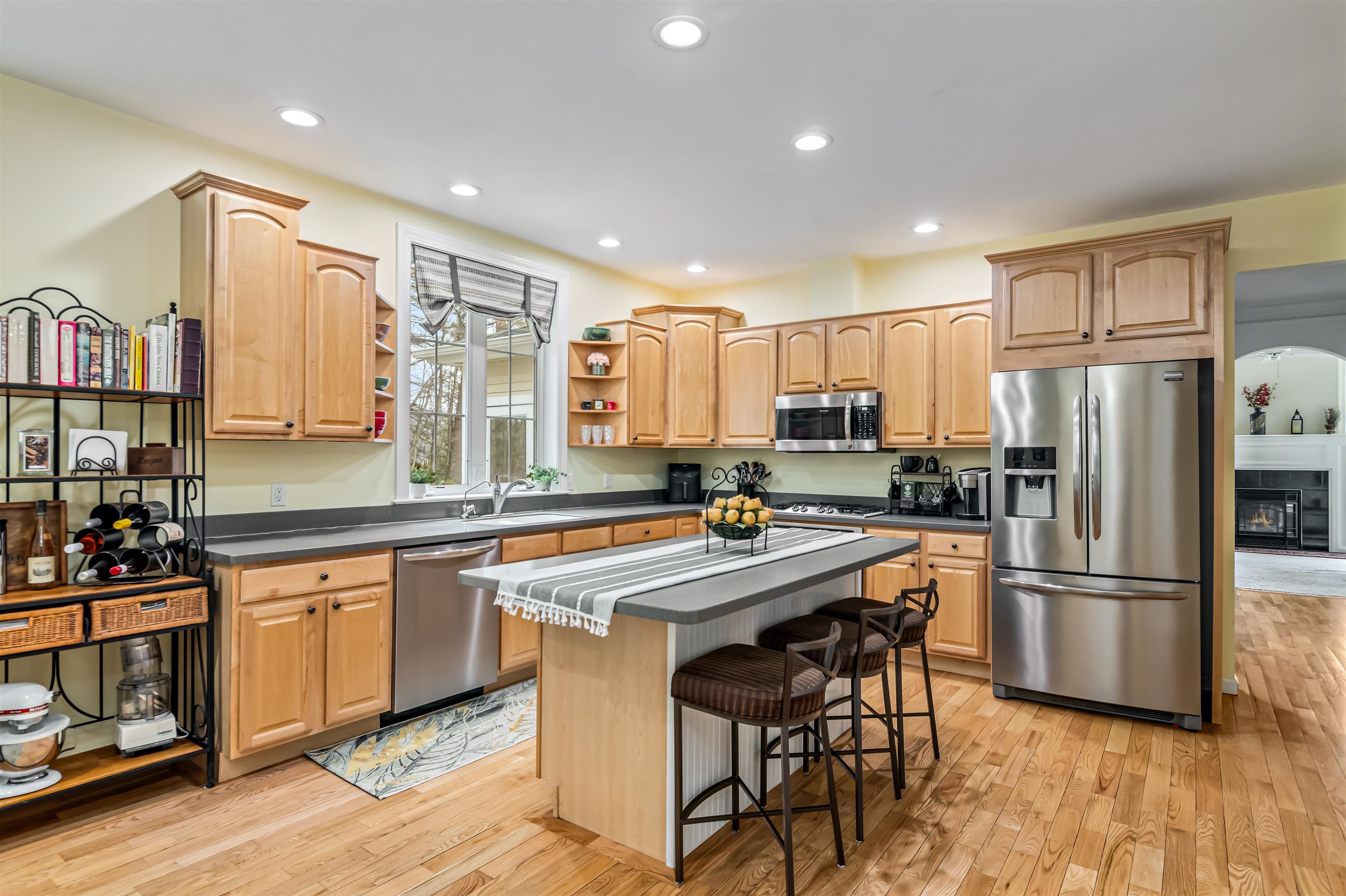 16 Bradley Bow Road Jericho, VT 05465 - Photo 4 of 60