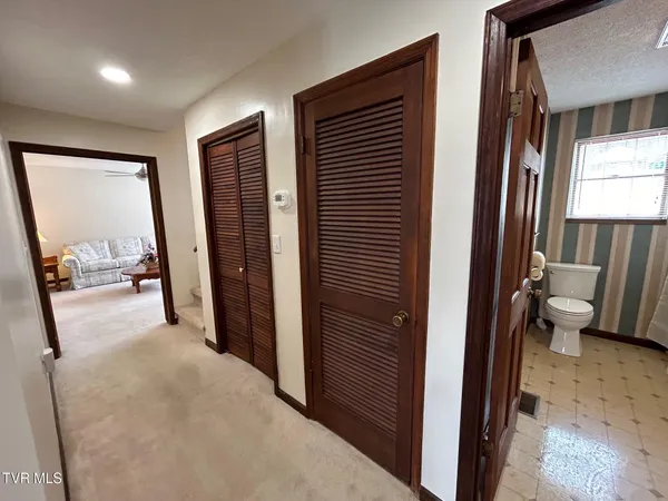 $269,900 | 218 Northeast North Street, Coeburn, VA 24230