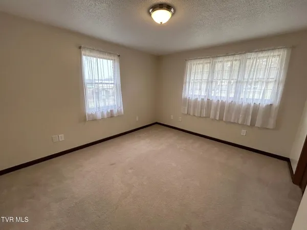 $269,900 | 218 Northeast North Street, Coeburn, VA 24230